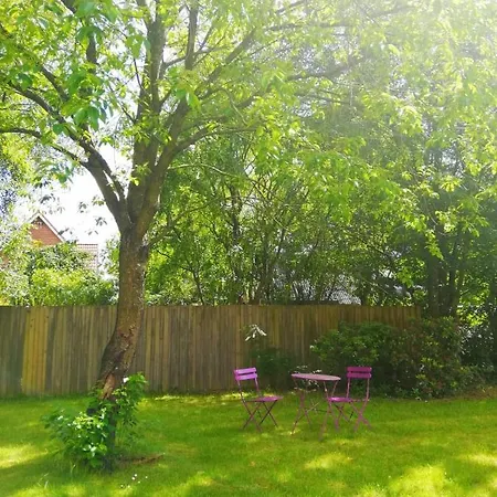 300 Meter Walk To Lego House - 80m2 Two Bedroom With Garden - Unit B Apartment
